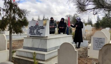 Şehit Muzaffer Tufaner, mezarı başında dualarla anıldı