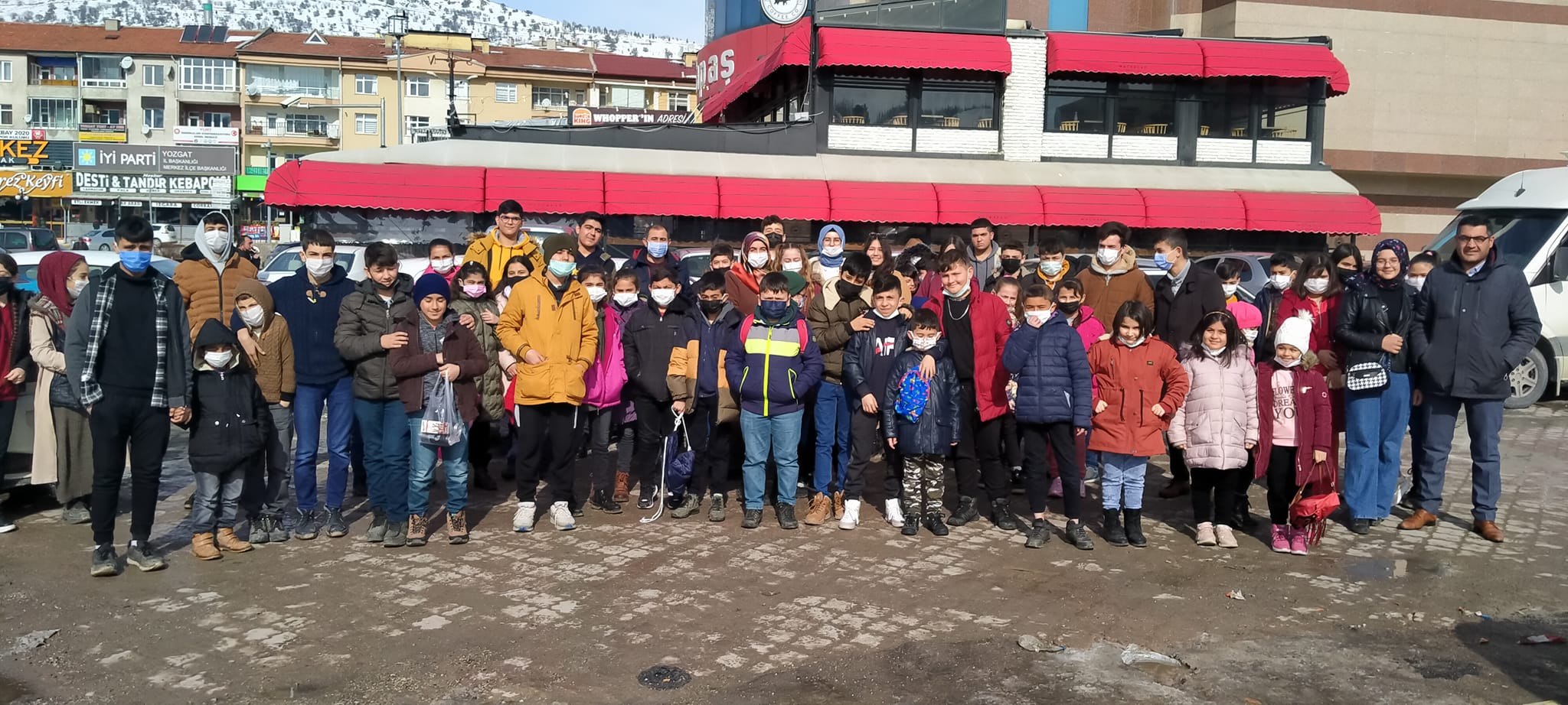 Yerköylü çocuklar, “Kesişme; İyi ki Varsın Eren” filmini izledi Yerköy İlçemize bağlı Hüyük ve Haşim Kılıç Mahallelerinden yaşayan 65