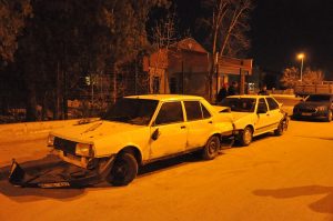 Yerköy ilçemizde bir sürücü direksiyon hakimiyetini kaybederek park halindeki 5