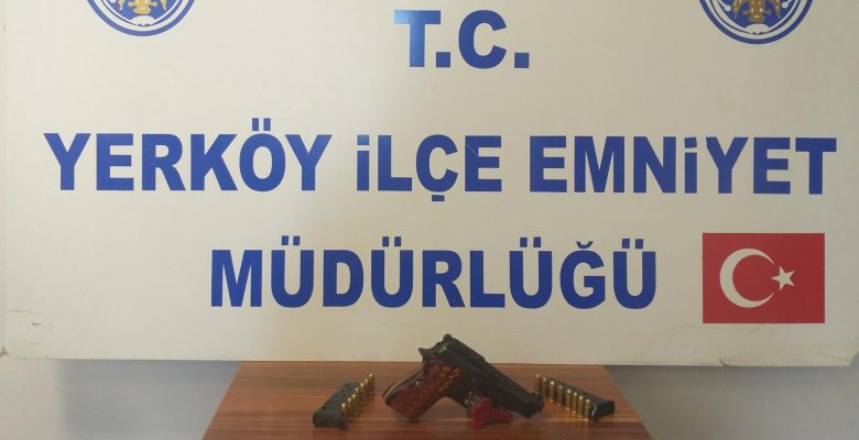 Yerköy’de polis uygulamasında 1 adet ruhsatsız silah ele geçirildi