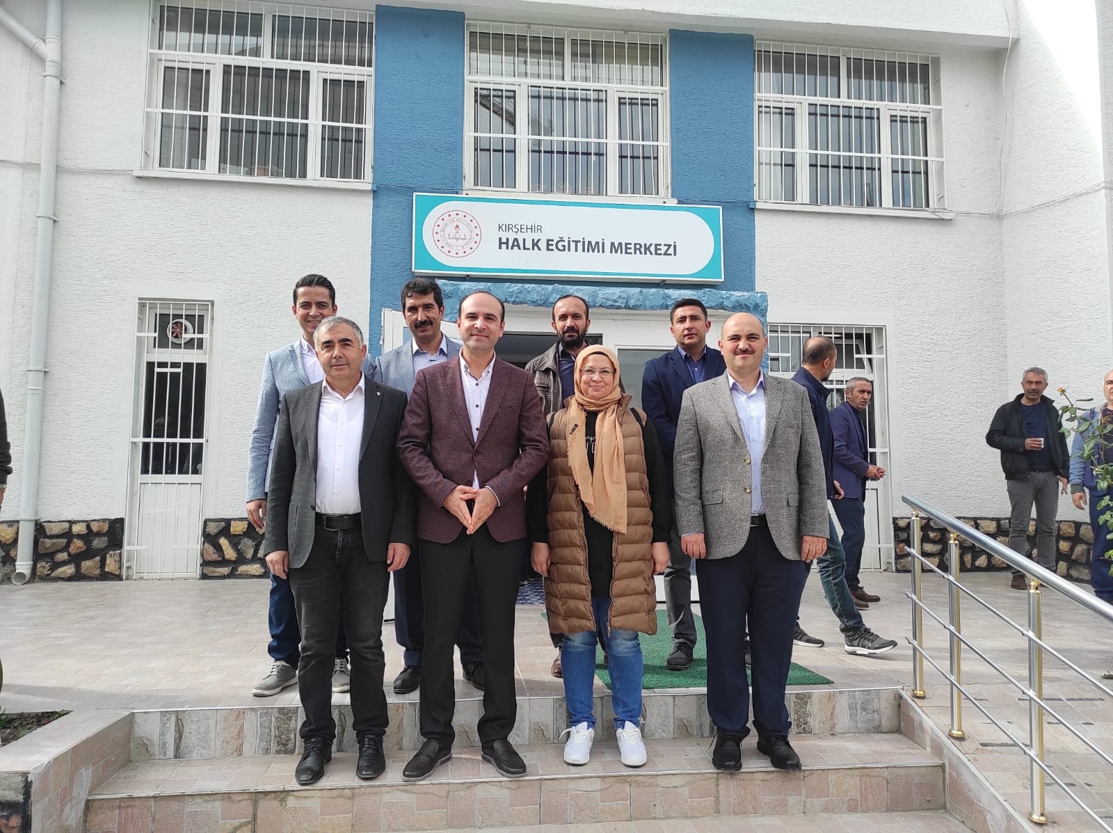 Memur-Sen konfederasyonuna bağlı eğitimciler birliği sendikası Eğitim-Bir Sen Kırşehir şubesinin