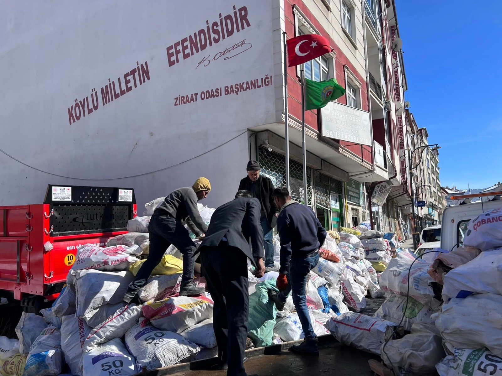 Yaklaşık bir ay önce Kahramanmaraş merkezli yaşanan depremlerin ardından, deprem