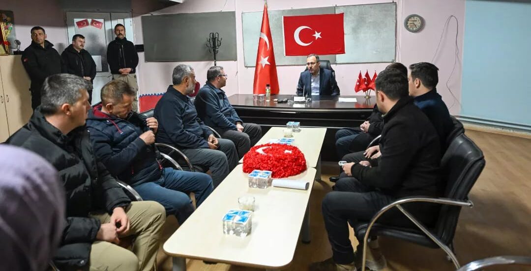 Gençlik ve Spor Bakanı Mehmet Muharrem Kasapoğlu, Hatay’ın Hassa ilçesinde