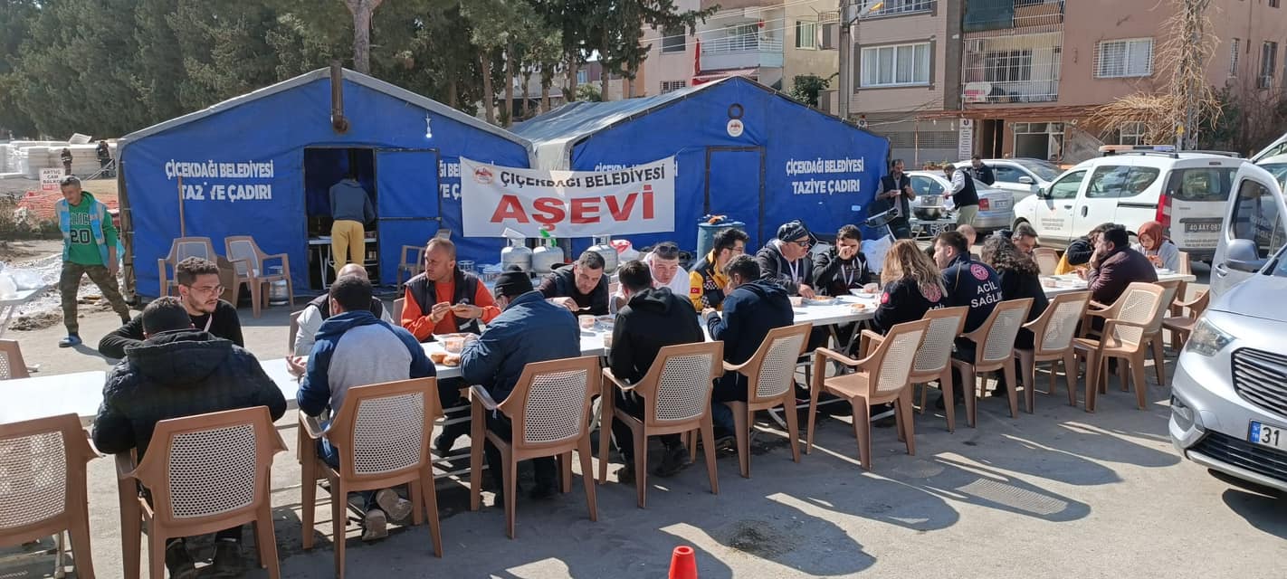 Kırşehir Valisi ve İskenderun deprem koordinasyon merkezi kordinatörü Hüdayar Mete