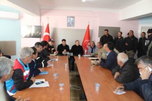 Yozgat Valisi Ziya Polat, Hatay’ın Hassa ilçesinde muhtarlar ve kurum