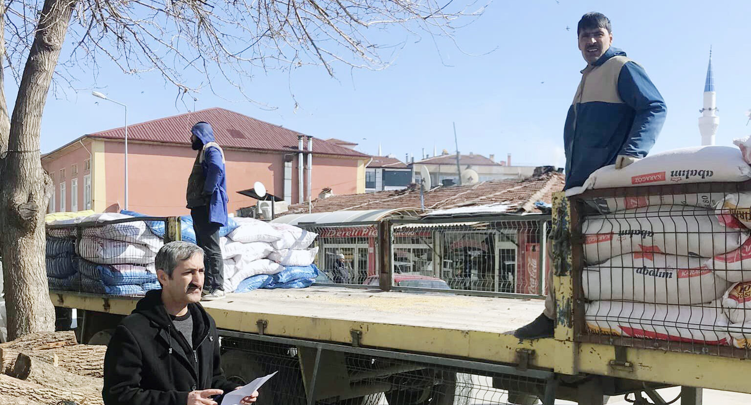 Tarım ve Orman Bakanlığı, deprem felaketi sonrası hayvan çadırları, yem