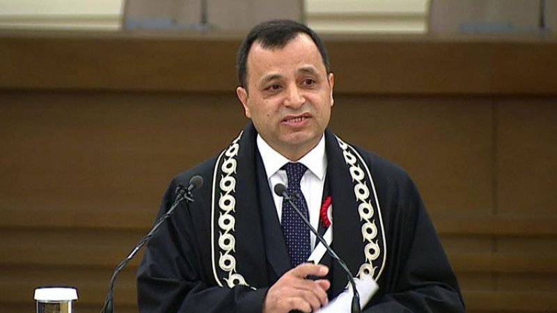 Anayasa Mahkemesi başkanı tekrardan Zühtü Arslan oldu Yozgatlı hemşerimiz Zühtü Arslan yeniden Anayasa Mahkemesi başkanı seçildi Anayasa