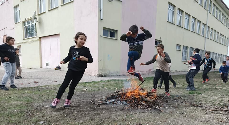 Yerköy ilçemize bağlı Saray Köyü, Saray Yibitaş İlkokulu ve Ortaokulu