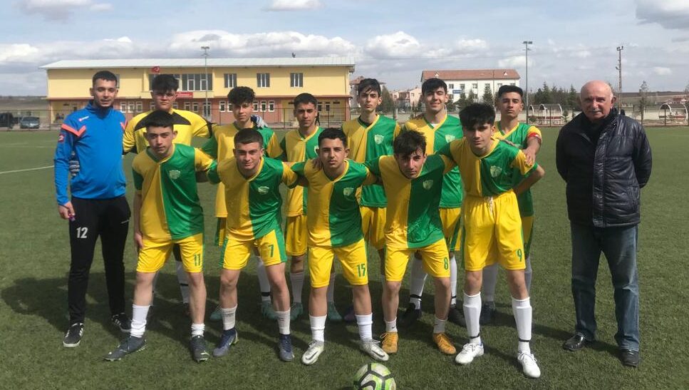Boğazlıyan Şekerpor Göz Dolduruyor Boğazlıyan Şekerspor U17 Futbol Takımı, kendi evinde oynadığı ikinci hazırlık