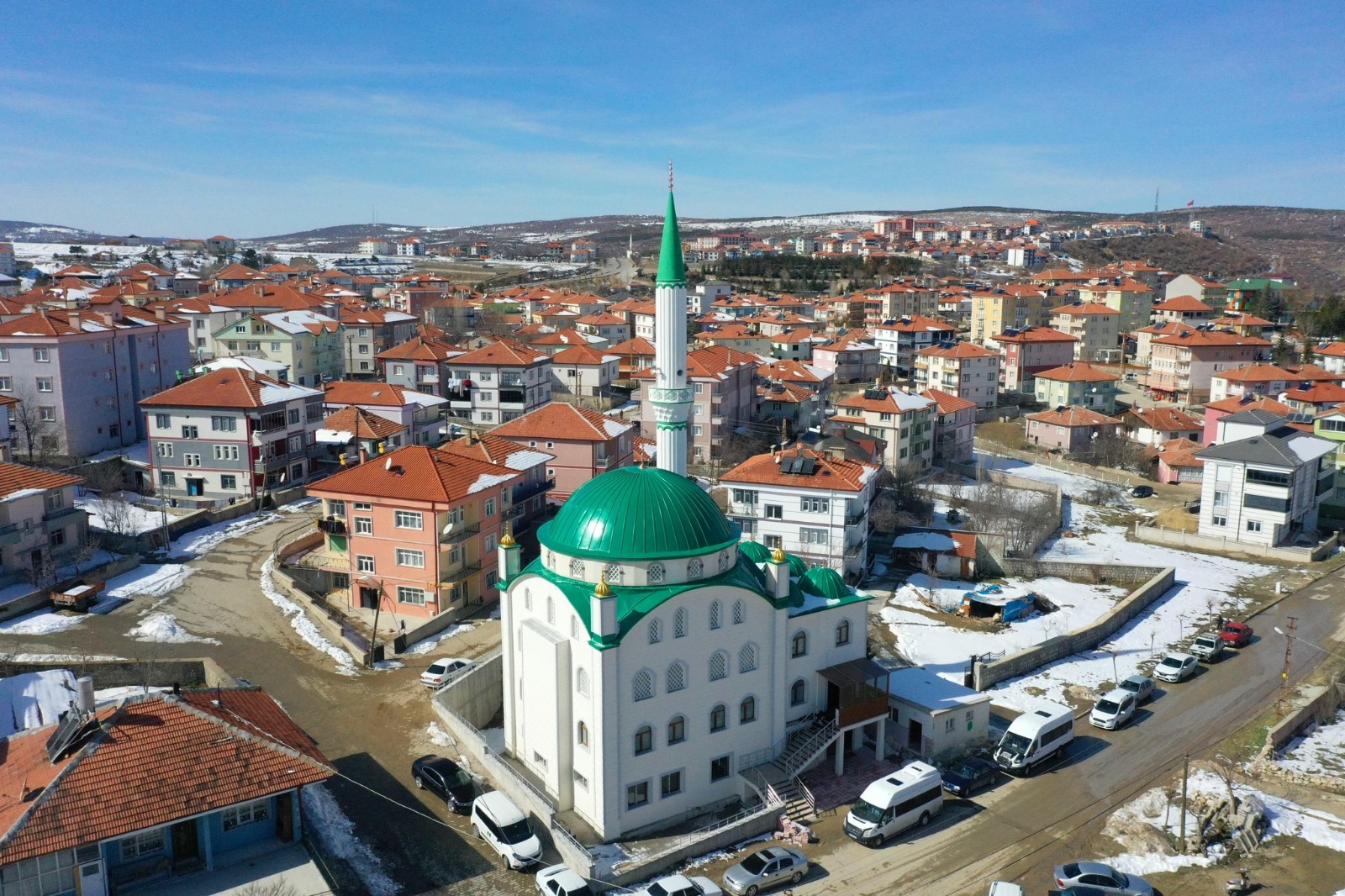 Akdağmadeni Belediyesi tarafından desteklenen ve Kıble Cami Derneği ile hayırseverler