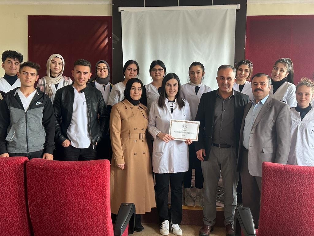 Yerköy Devlet Hastanesi, işletmelerde beceri eğitimi alan öğrencilere ve öğretmene