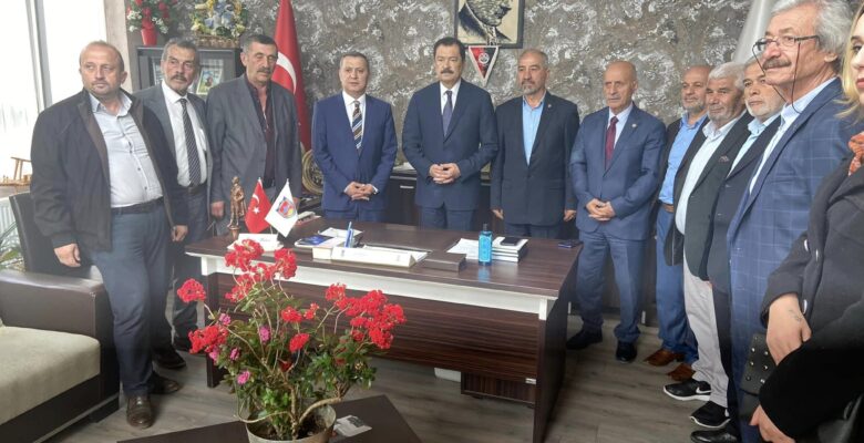 İYİ Parti Milletvekili adaylarından, Yozgat Şoförler ve Otomobilciler Odasına ziyaret