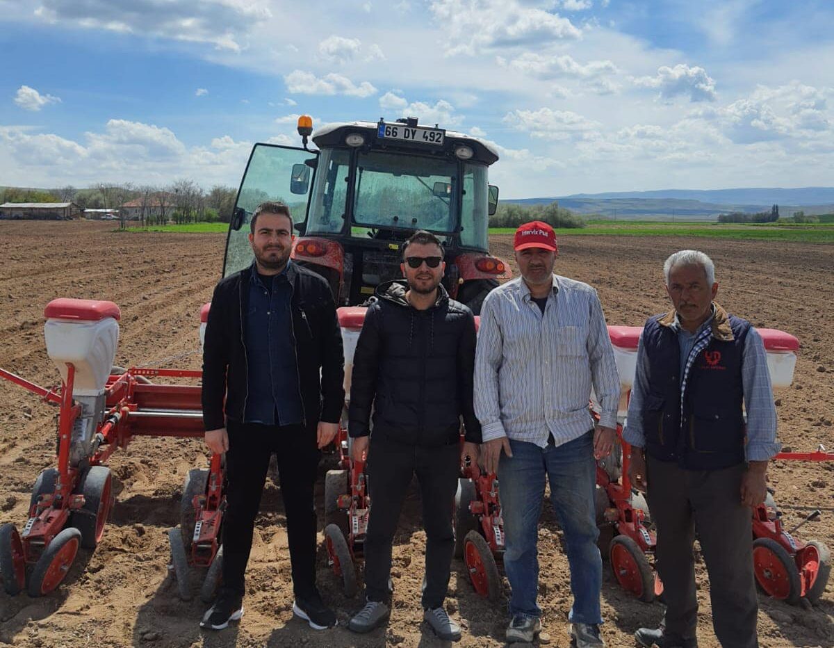 Yerköy İlçe Tarım ve Orman Müdürlüğü’nün öncülüğünde gerçekleştirilen Yağlık Ayçiçeği