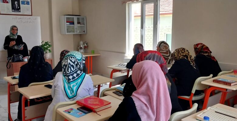 Yerköy İlçe Sağlık Müdürlüğünden, kadınlara yönelik farkındalık eğitimi