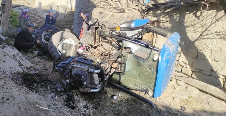 Traktör kazasında ağır yaralanan kişi hayatını kaybetti