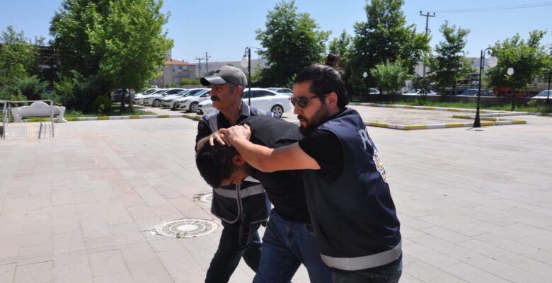 Yerköy’de kesinleşmiş hapis cezası bulunan firari dolandırıcı yakalandı