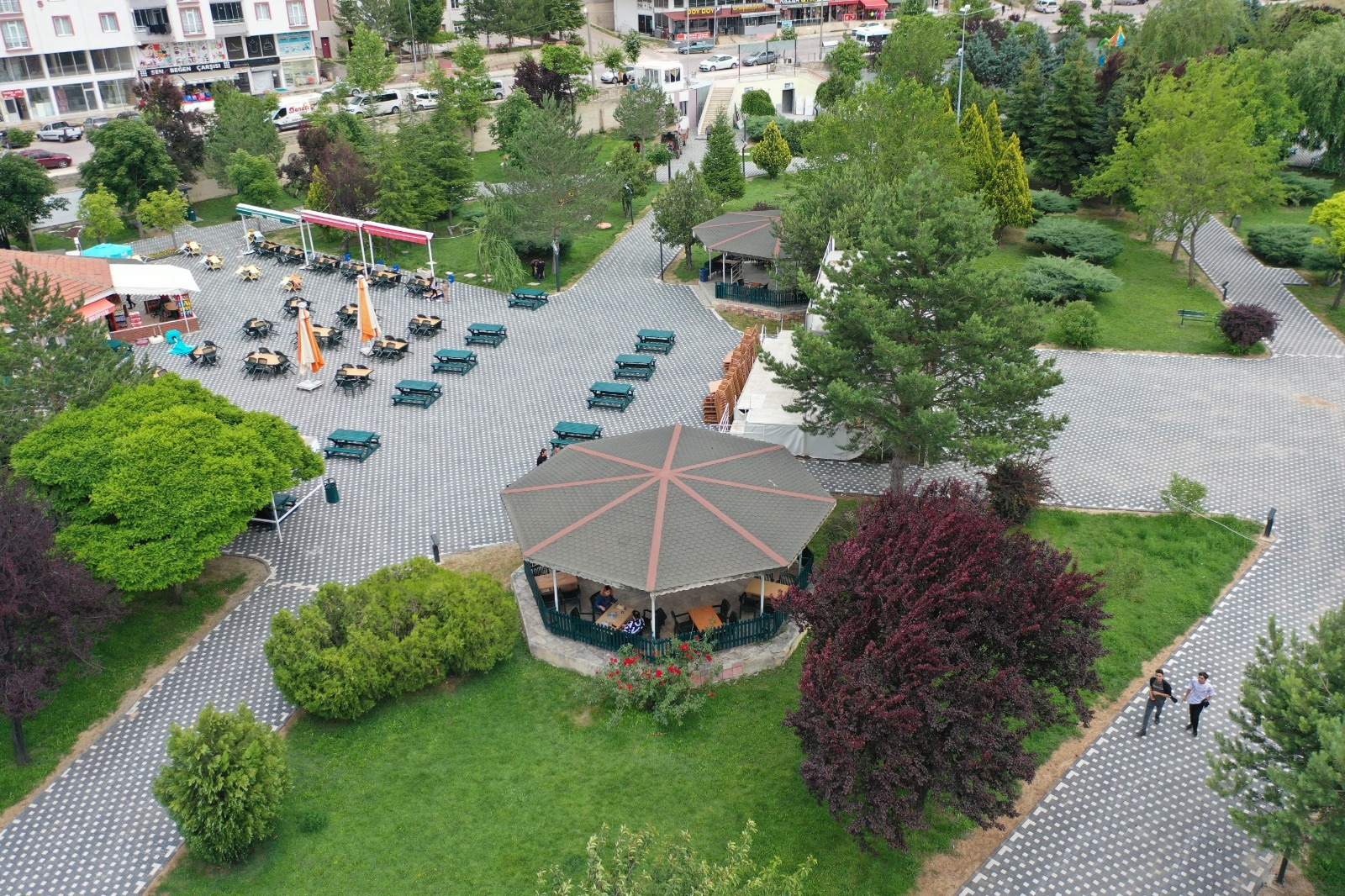 Sarıkaya Belediyesi tarafından uzun yıllardır hizmet veren Hacı Hasan Bor