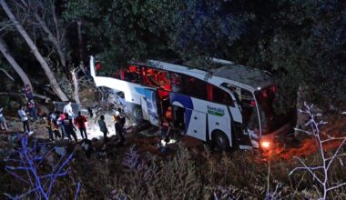 Otobüs kazasında:12 kişi hayatını kaybetti, 19 kişi yaralandı