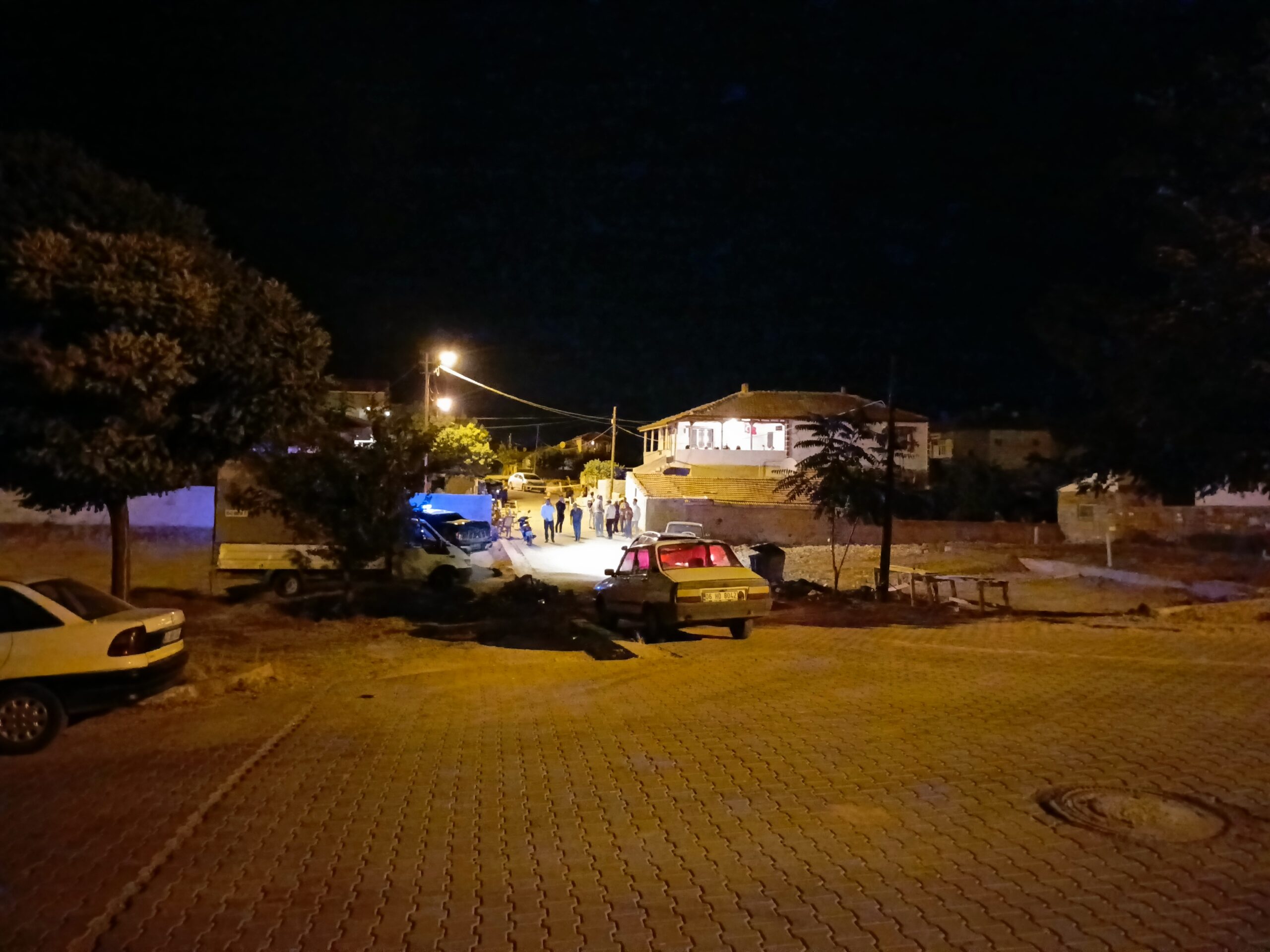 Köseli kasabasında düzenlenen kına gecesinde av tüfeğiyle açılan ateş sonucu