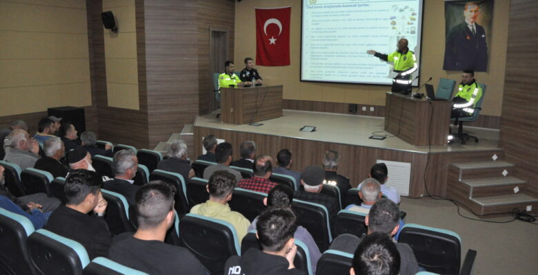 Yerköy’de okul servis şoförlerine bilgilendirme toplantısı