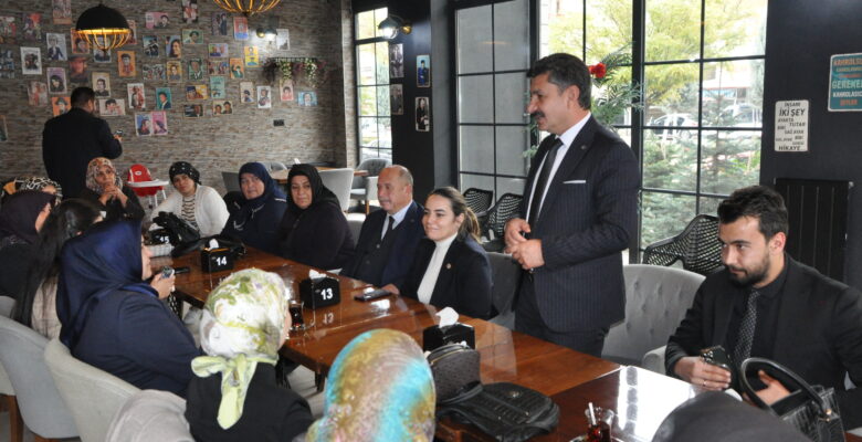 İYİ Parti Genel Başkan Yardımcısı Türkeş Taş, Yerköy’ü ziyaret etti