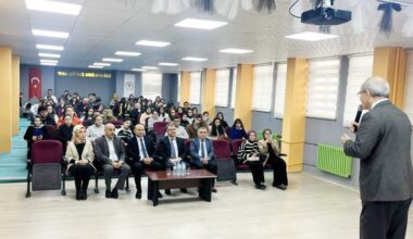 Yerköy’de Edebiyatın Derinliklerine Yolculuk: Prof. Dr. Halit Ertuğrul İle İlham Veren Söyleşi Heyecanı