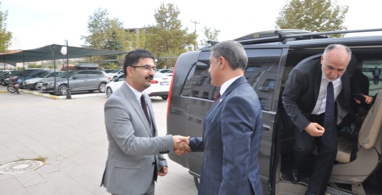 Ahi Evran Üniversitesi Rektör Karahocagil’den, Başsavcı Çetin’e ziyaret
