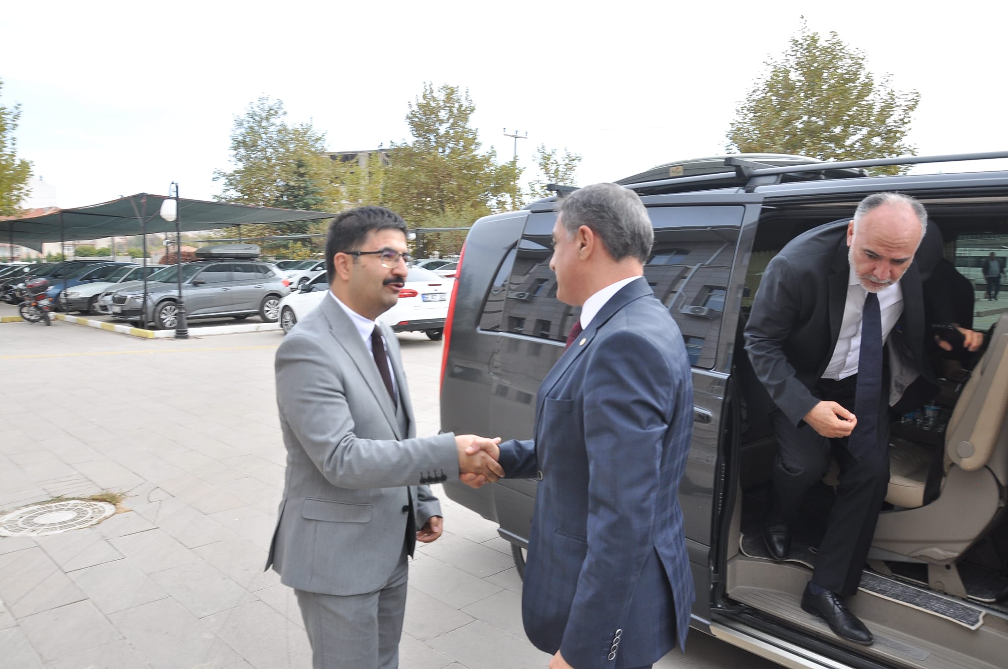 Kırşehir Ahi Evran Üniversitesi Rektörü, Yerköy Cumhuriyet Başsavcısı’nı ziyaret etti.