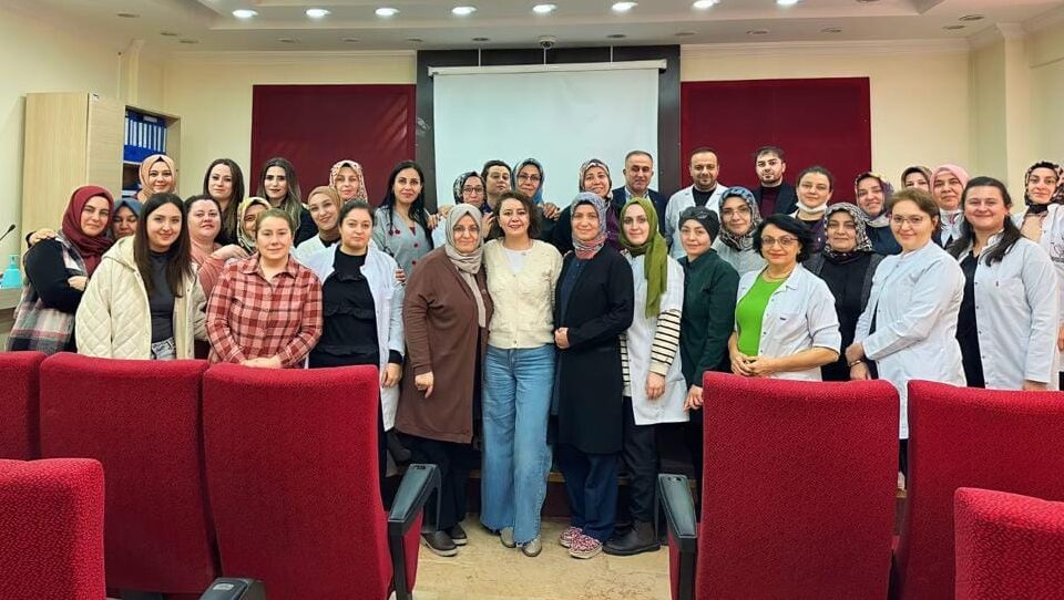 Yerköy Devlet Hastanesinde uzun yıllardır görev yapan hemşire Sultan Minar’ın