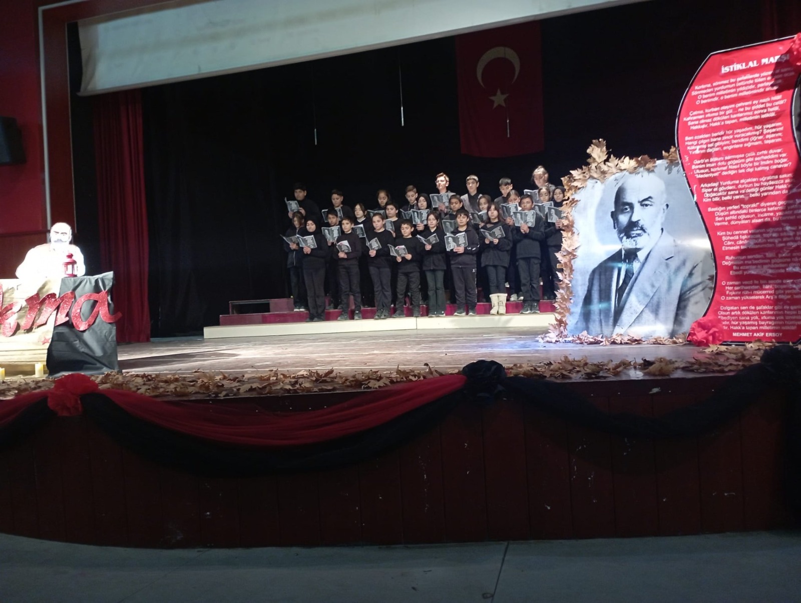 İstiklal Marşı Şairimiz Mehmet Akif Ersoy, vefatının 87. yıl dönümünde