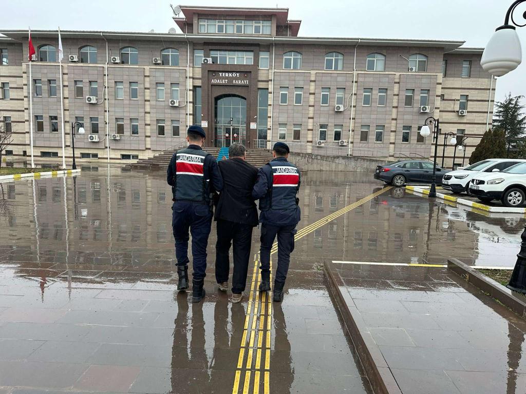 Yozgat İl Jandarma Komutanlığı, adli suçlardan aranan şahısların yakalanmasına yönelik