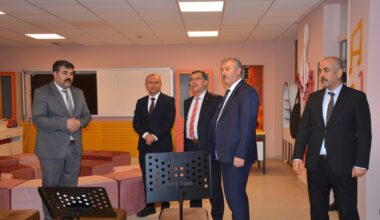 Milli Eğitim Bakanlığı Yüksek Öğretim ve Yurtdışı Eğitim Genel Müdür Fethi Fahri Kaya, Yerköy’ü ziyaret etti