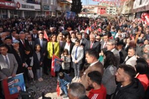Yerköy’de CHP’nin seçim irtibat bürosu açıldı
