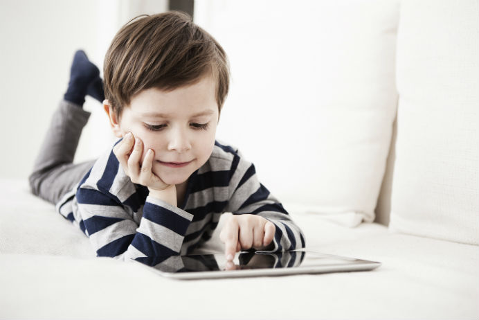 Yerköy Devlet Hastanesi Başhekimi Dr. Ali Demir, uzun süre ekran