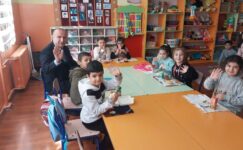 Müdür Sağlam, Şehit Muammer Nacakoğlu İmam Hatip Ortaokulu’nu ziyaret etti