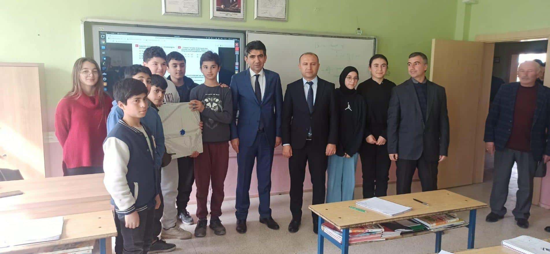 Saray Yibitaş Ortaokulu erkek öğrenci dart takımı, Yıldız Erkekler kategorisinde