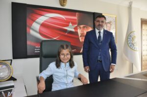 23 Nisan Ulusal Egemenlik ve Çocuk Bayramı nedeniyle Belediye Başkanı