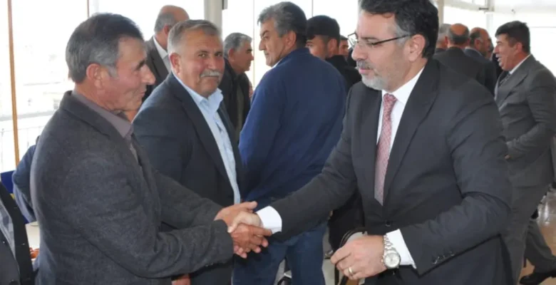 Belediye Başkanı Arslan, İl Genel Meclisi Üyeleri ve muhtarlarla yemekte buluştu