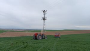Yozgat’ın Yenifakılı ilçesinde tarlasını sulamak için açtığı su vanasının çalışmaması