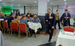 Vali Özkan, OSB’deki firma yetkilileri ile iftar yaptı
