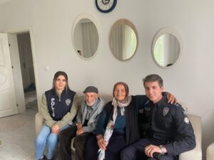 Yerköy İlçe Emniyet Müdürlüğü, Anneler Günü’nde şehit annelerini unutmadı. İlçe