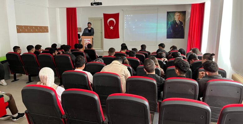 Yerköy’de Öğrencilere Teknoloji Bağımlılığı Eğitimi Düzenlendi