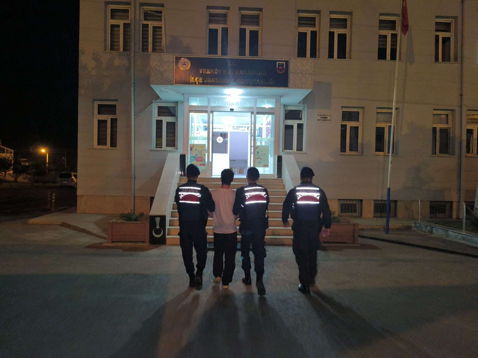 Yozgat İl Jandarma Komutanlığı ekipleri tarafından Yerköy’de düzenlenen operasyonda, hakkında