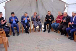 Yozgat Valisi ve Heyeti, Şehit Erhan Ar’ın Ailesine Taziye Ziyaretinde Bulundu