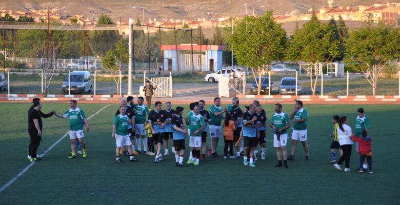 İlçemizde Şehit Muharrem Efendi Dündar anısına, dostluk futbol turnuvası düzenlendi