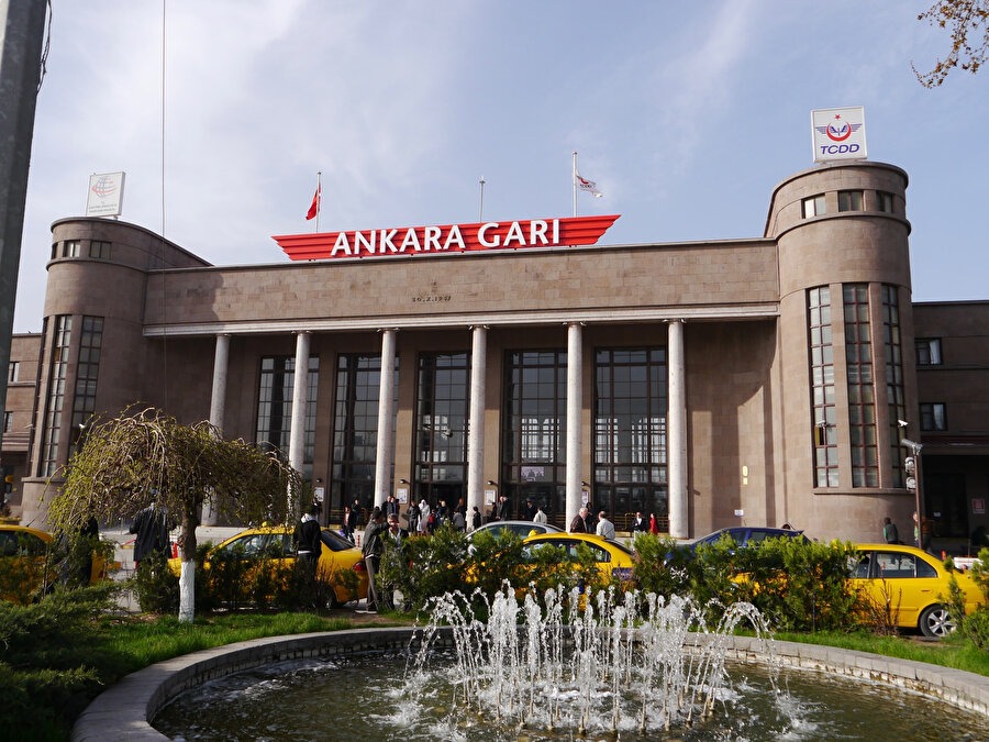 Ankara Tren Garı’nda 10 Ekim 2015’te IŞİD’in canlı bombalarıyla 104