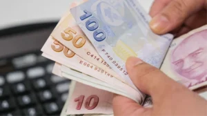 Milyonlarca memur ve emekli vatandaşın gözü açıklanacak enflasyon oranlarına kitlenmiş