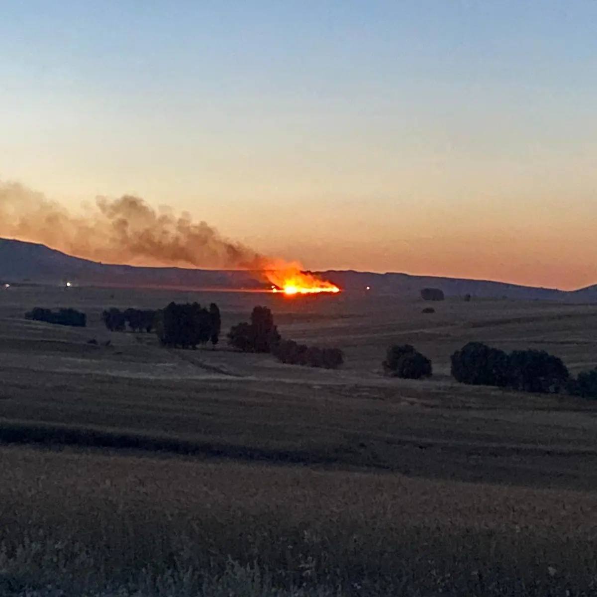 Sorgun’un Şahmuratlı, Karaburun ve Çakırhacılı köyü arazilerinde dün akşam saatlerinde