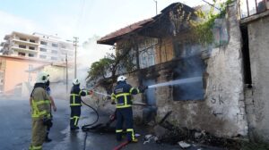 Kırıkkale’nin Çalılöz Mahallesi’nde bulunan tek katlı müstakil bir evde çıkan