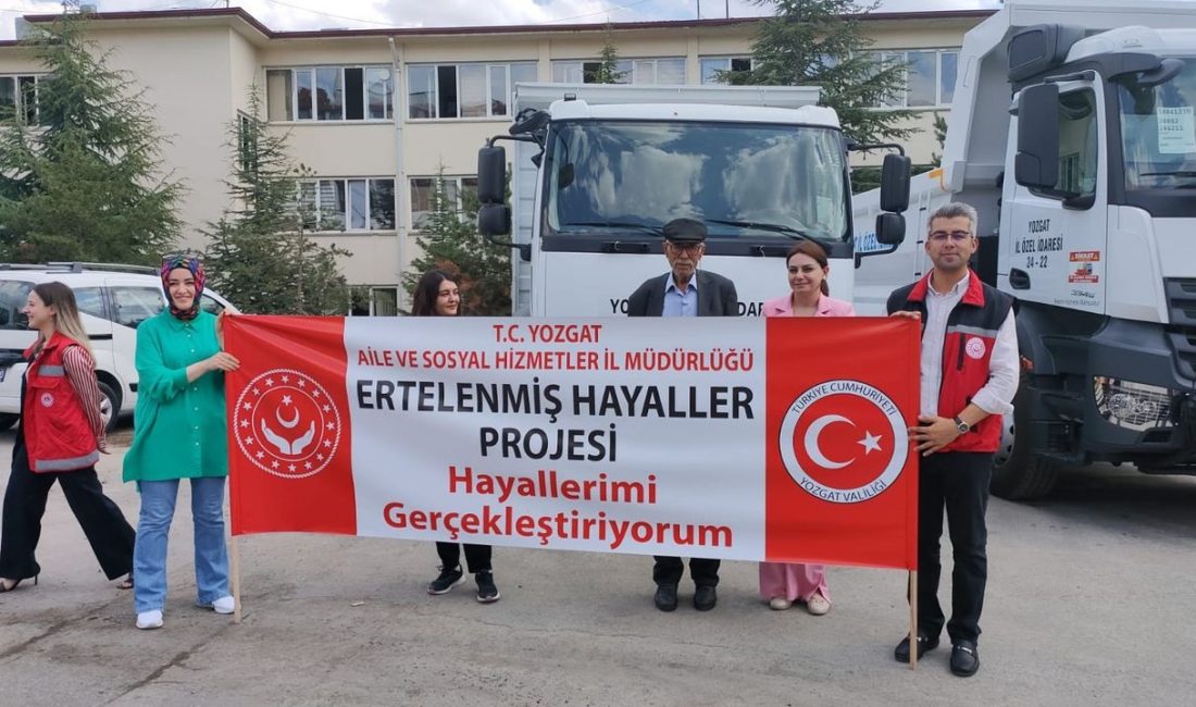 80 Yaşındaki Mustafa Ulusoy’un Çocukluk Hayali Gerçekleşti: Tır Kullanma Rüyası